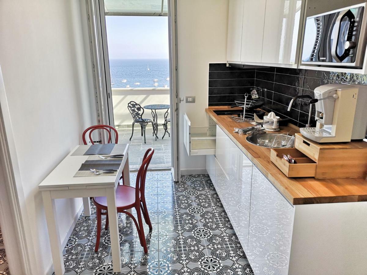 Calise Guest House 普罗奇达 外观 照片